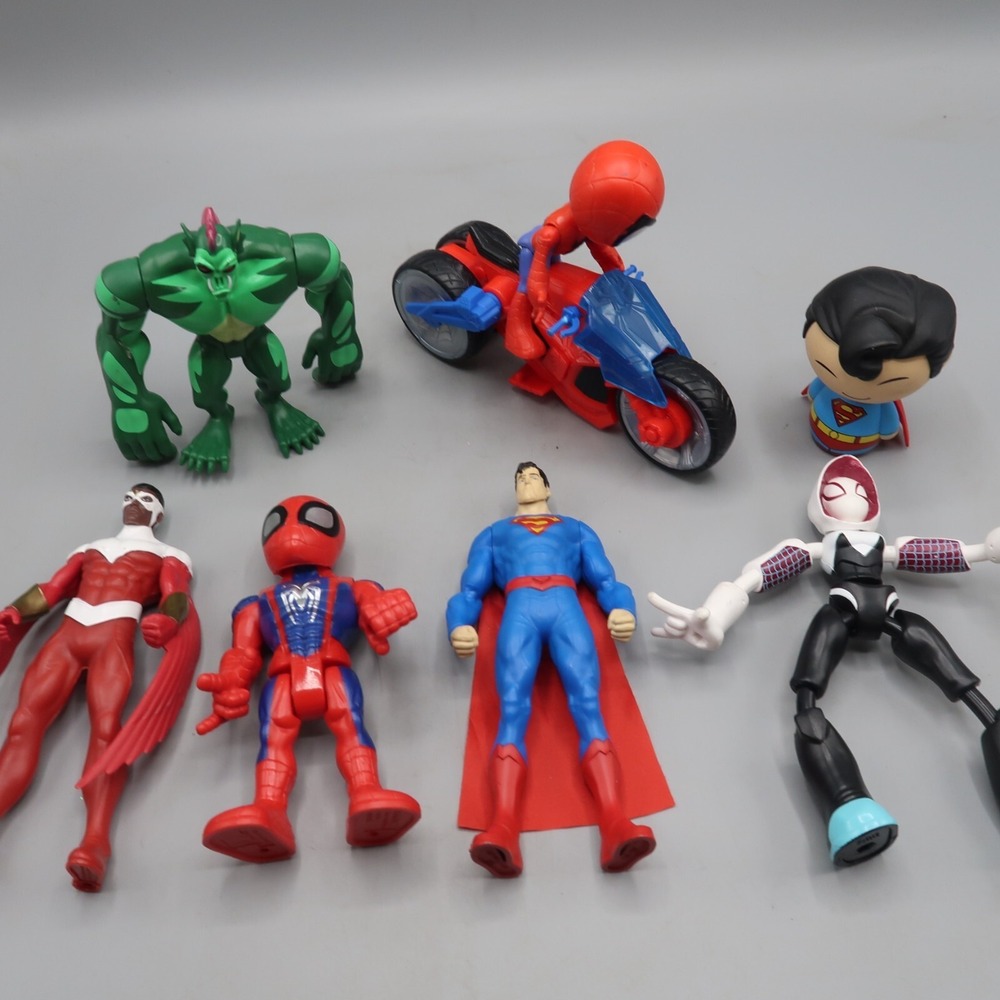 Spider-Man Figures Lot Super Hero Ghost Spidey Friends 4-6" tall Motorcycle Toys